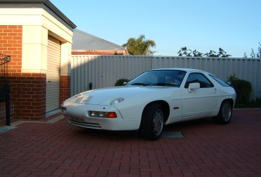 1988 Porsche 928 S4