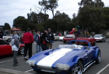 1963 Chevrolet CORVETTE STINGRAY