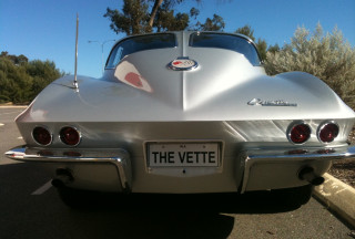 1963 Chevrolet CORVETTE STINGRAY