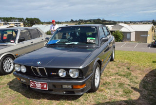 1987 BMW E28 M5