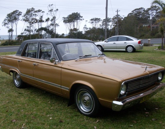 Chrysler valiant vc v8 #4