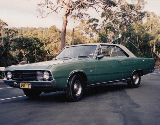 Chrysler valiant vf coupe #2