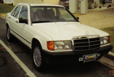 1985 Mercedes 190e specs