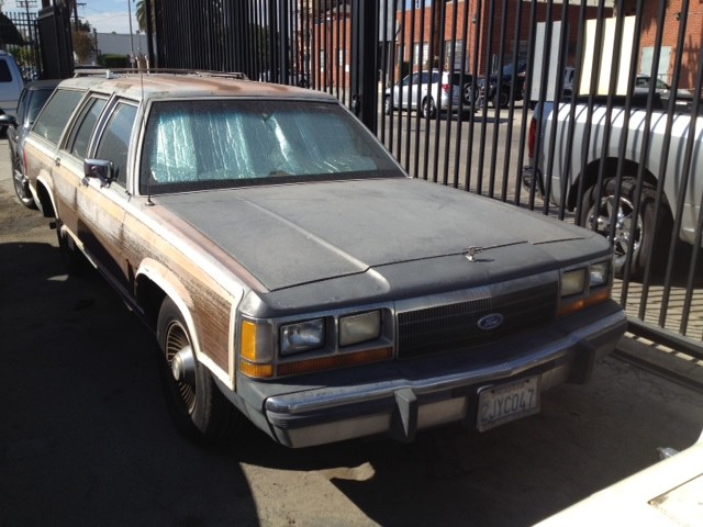 1988 Ford LTD Country Squire LX