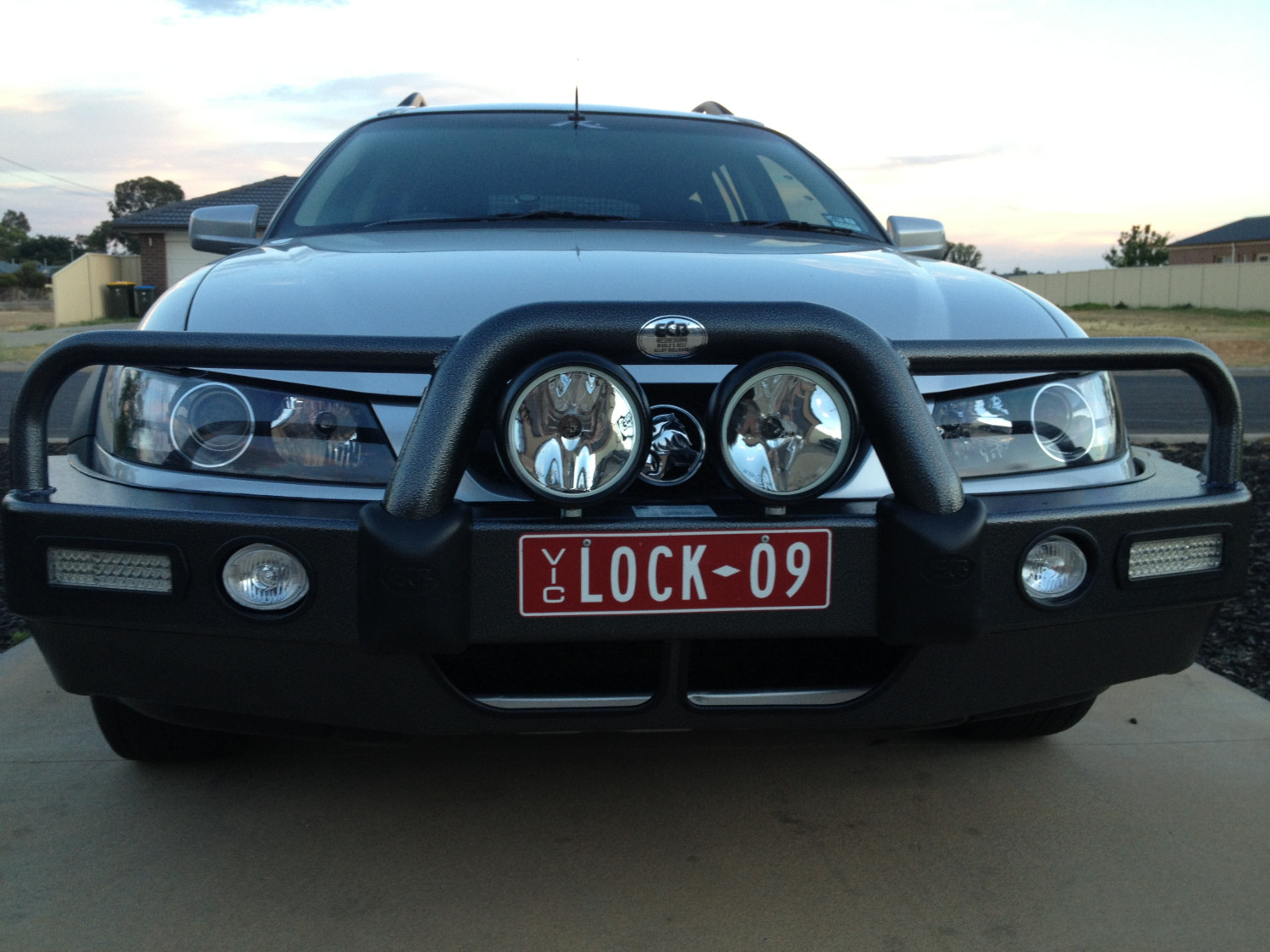 2004 Holden Adventra LX8 NigelRussell Shannons Club