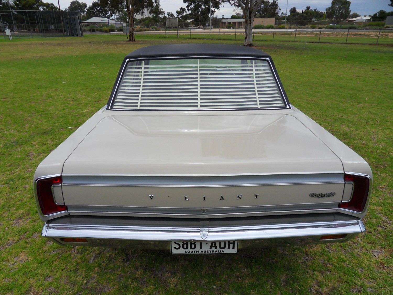 1968 Chrysler Valiant VIP