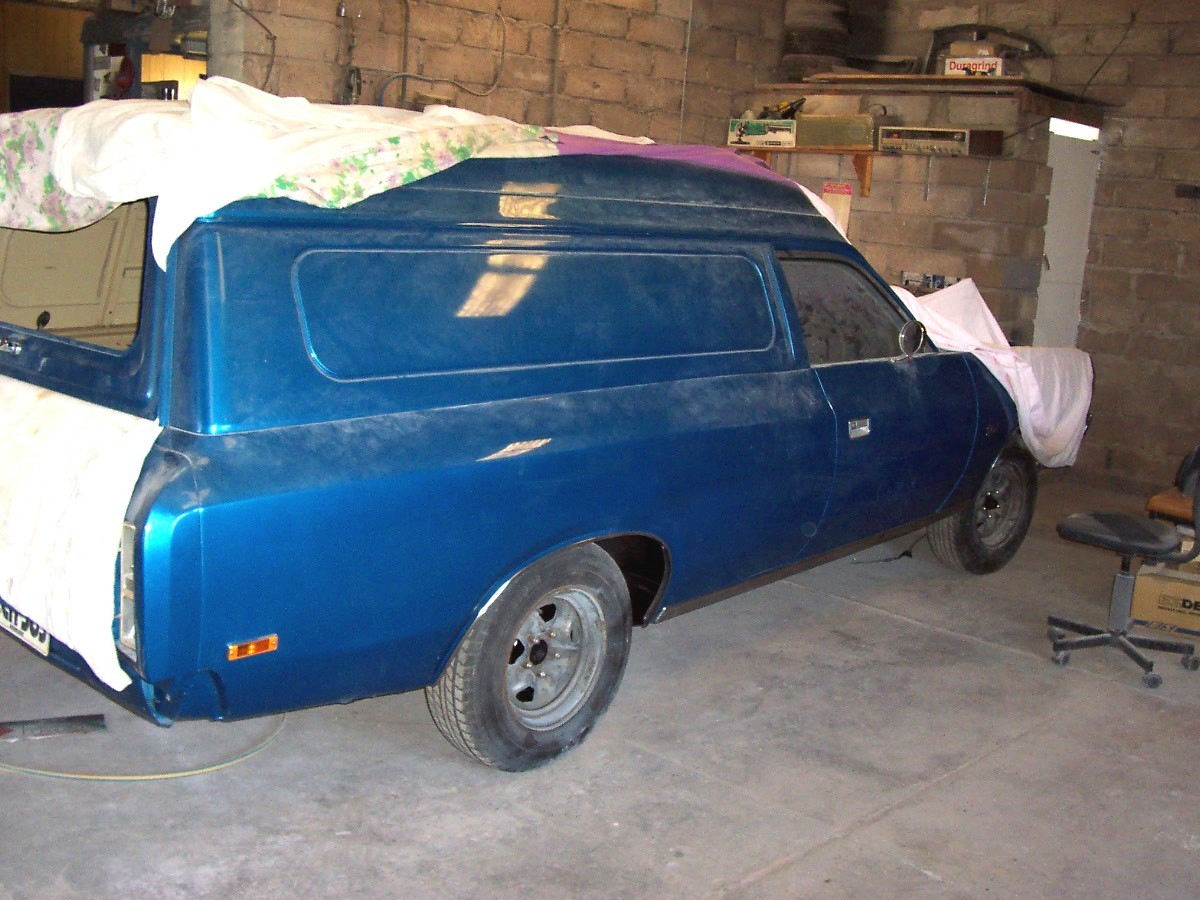 1977 Chrysler Valiant CL V8  4 Speed Sportspack Panel Van