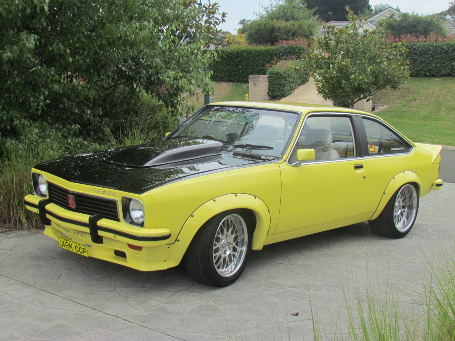 1976 Holden Torana - Hatchblack - Shannons Club