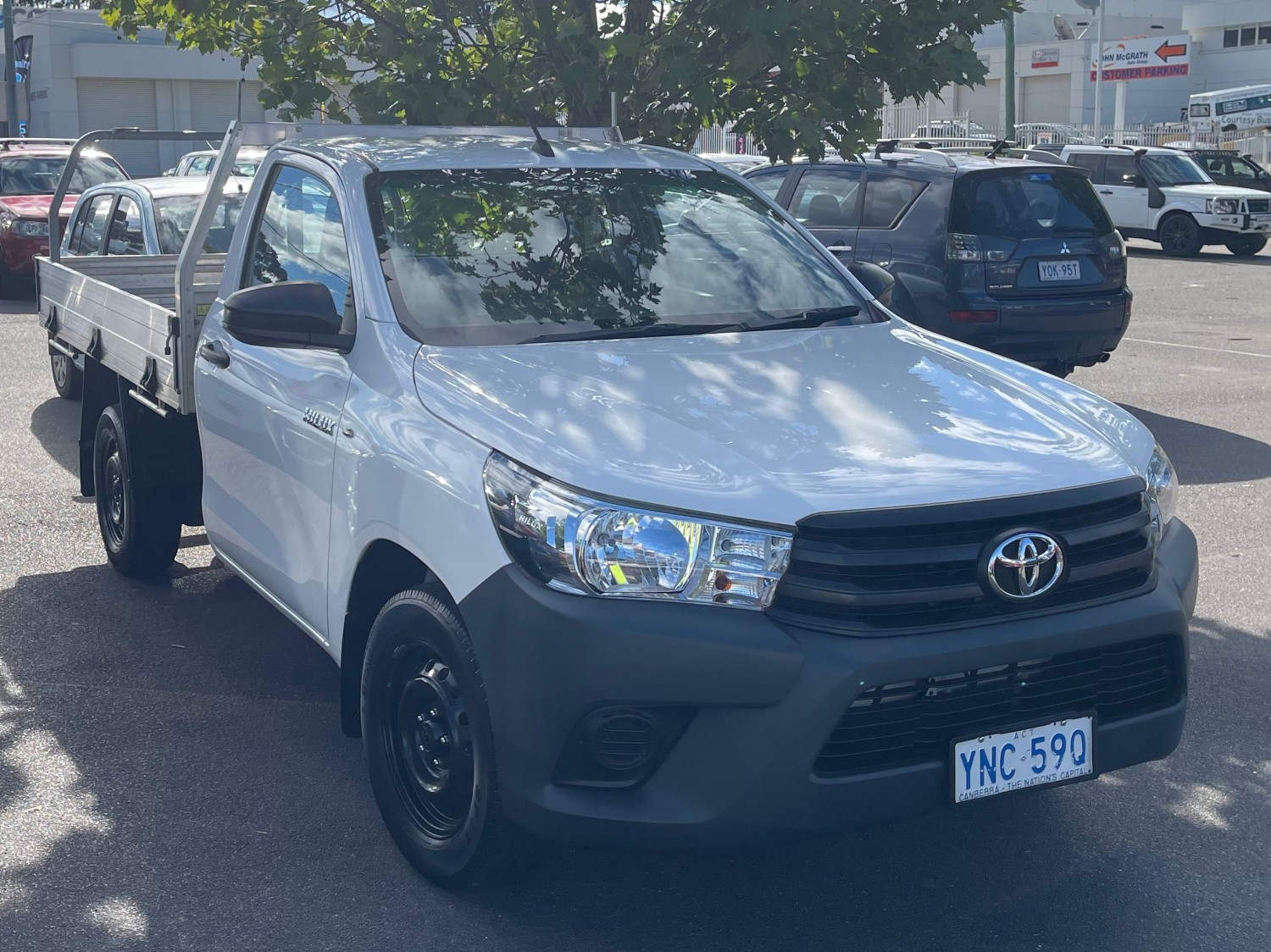 2018 Toyota HILUX WORKMATE
