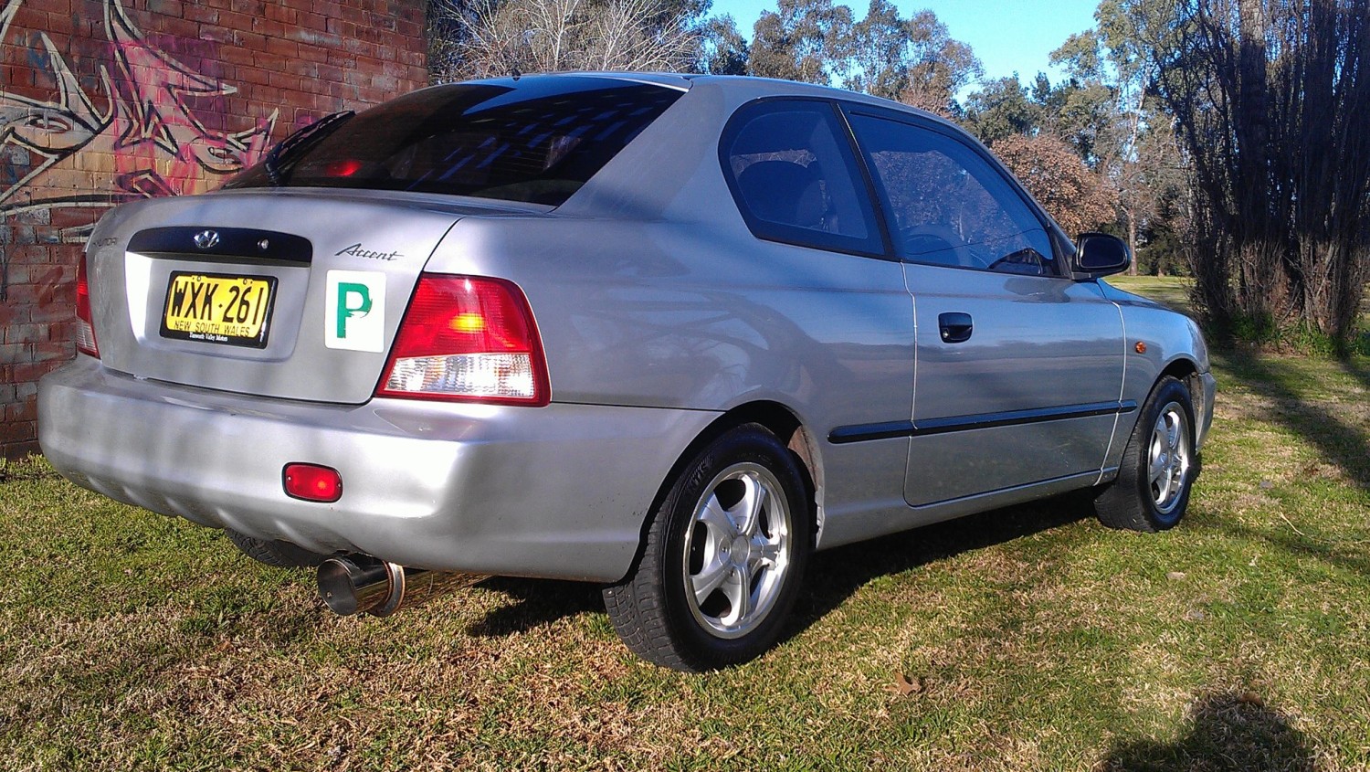 2000 hyundai ACCENT - Isaac - Shannons Club