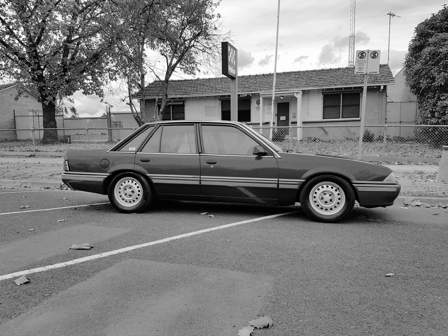 1988 Holden VL BT1 Commodore SL