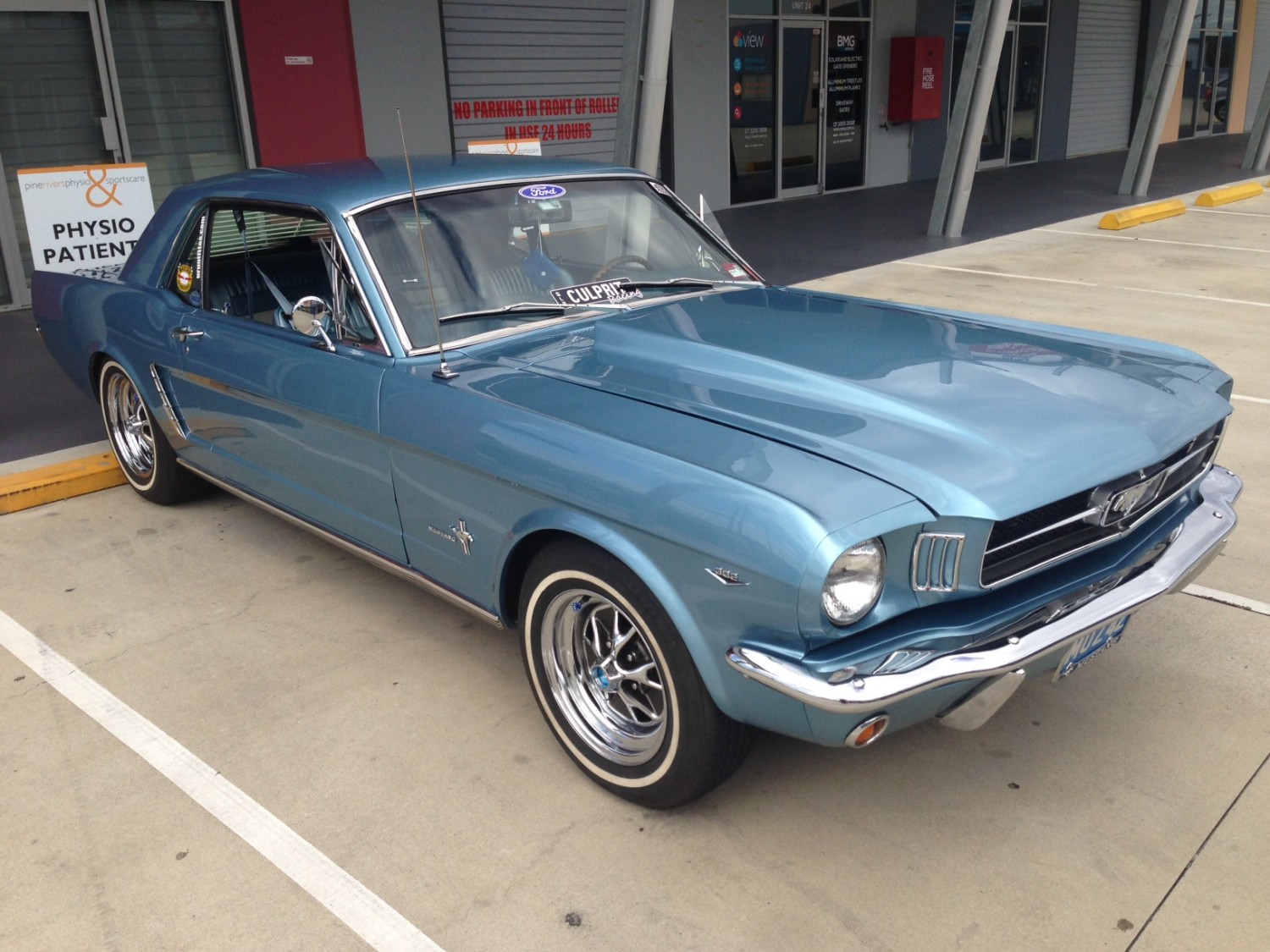 1965 Ford MUSTANG