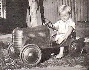 holden pedal car