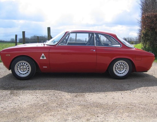 1972 Alfa Romeo 2000 GTV - Mjumbo - Shannons Club