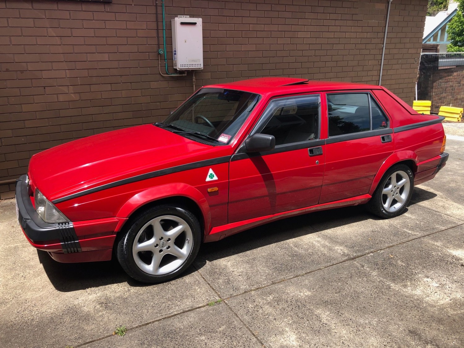 19 Alfa Romeo 75 3 Shannons Club Online Show Shine