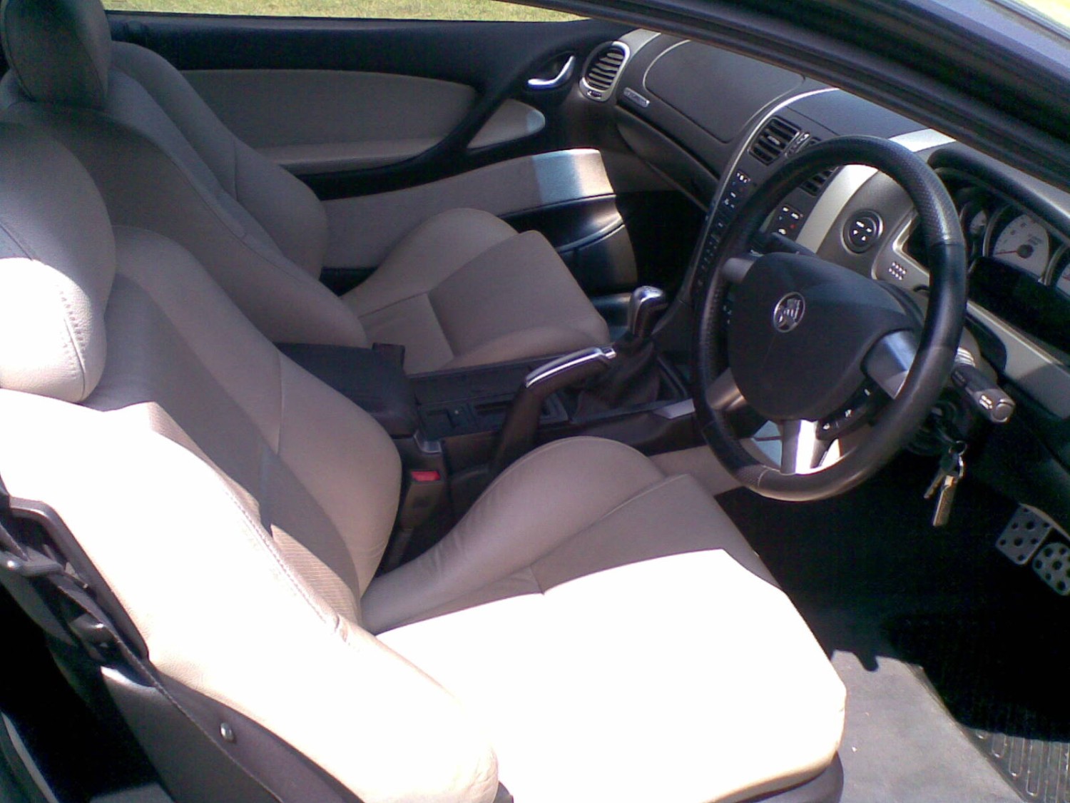 2003 Holden Monaro CV8-R