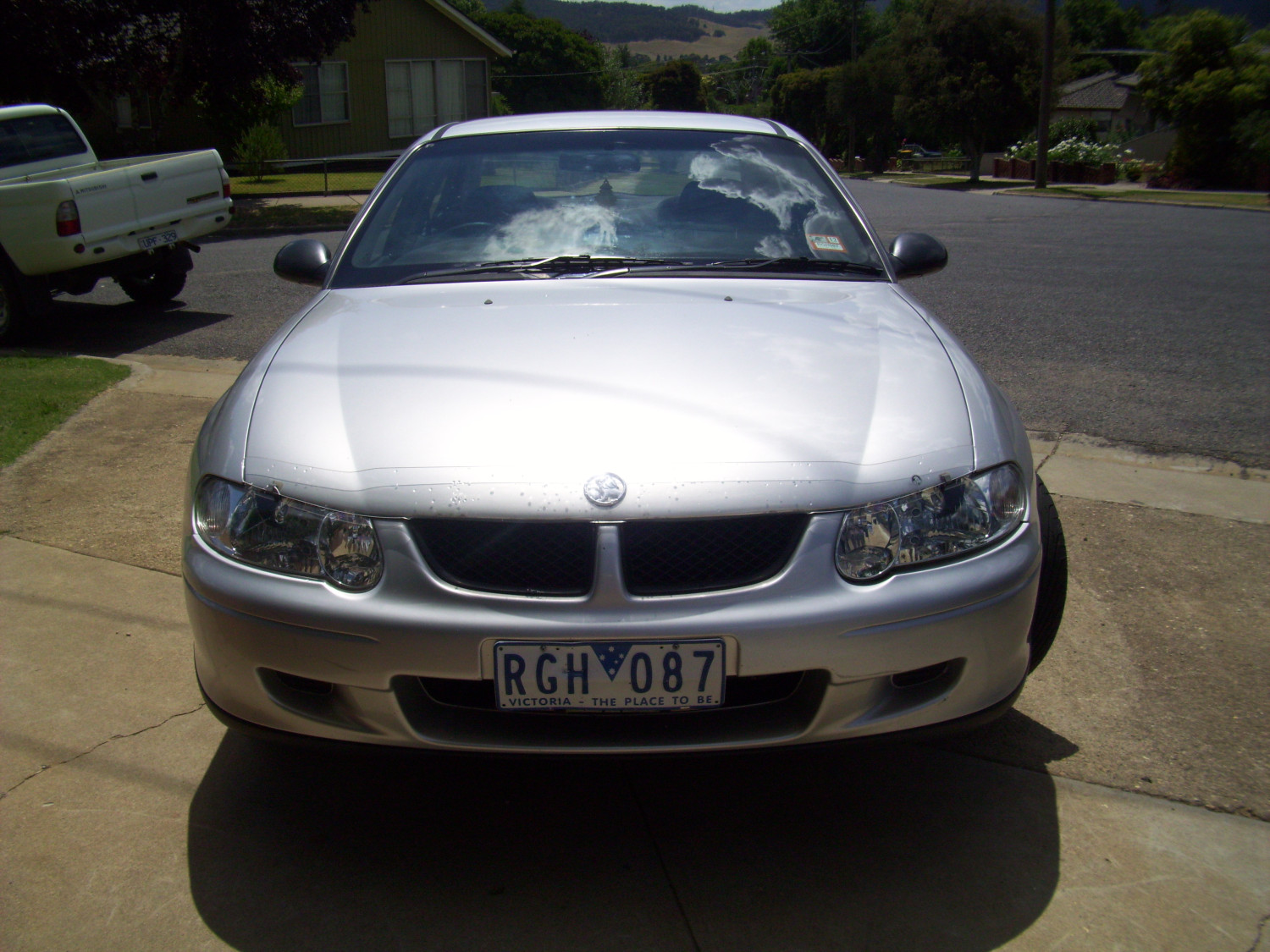 2002 Holden COMMODORE - kevblack - Shannons Club