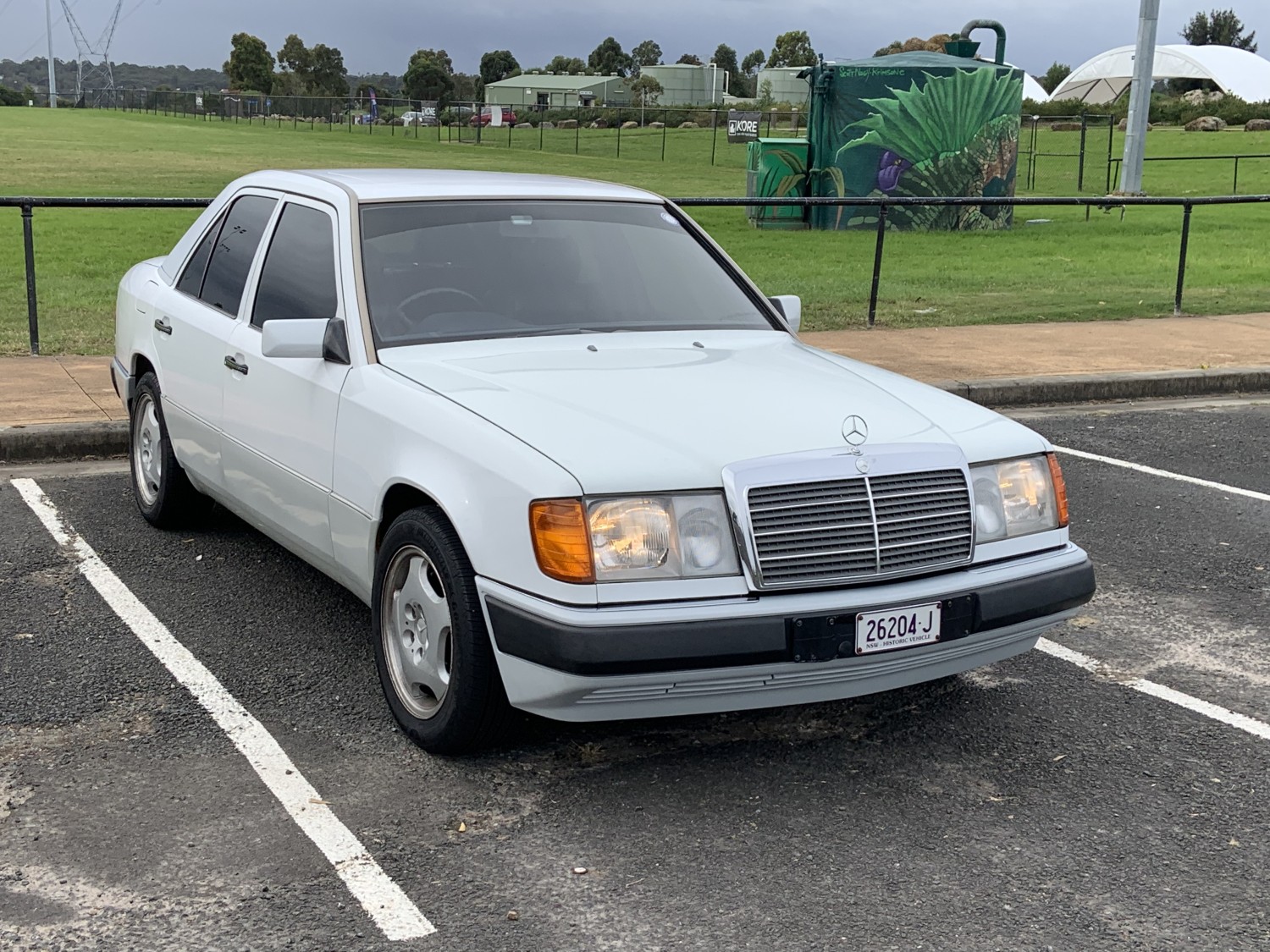 1989 Mercedes-Benz 300 E - superfly_79 - Shannons Club