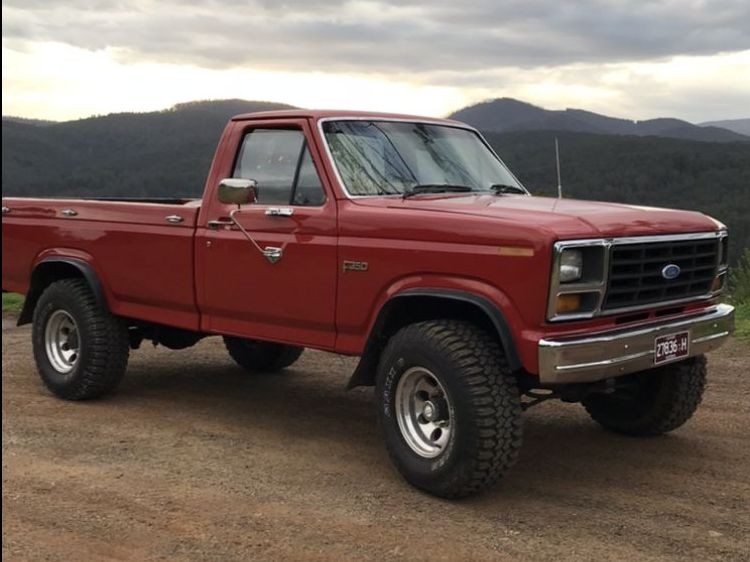 1983 Ford F350 (4x4)