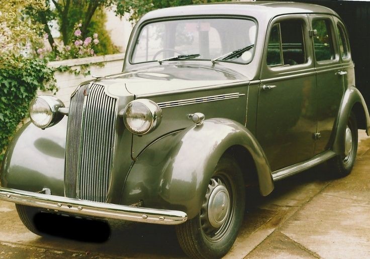 1939 Vauxhall 12 Saloon
