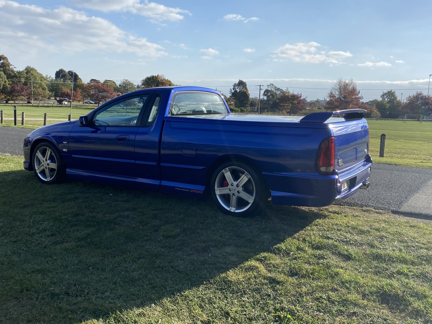 2001 Ford FALCON XR8 PURSUIT 250 - Windsor289 - Shannons Club