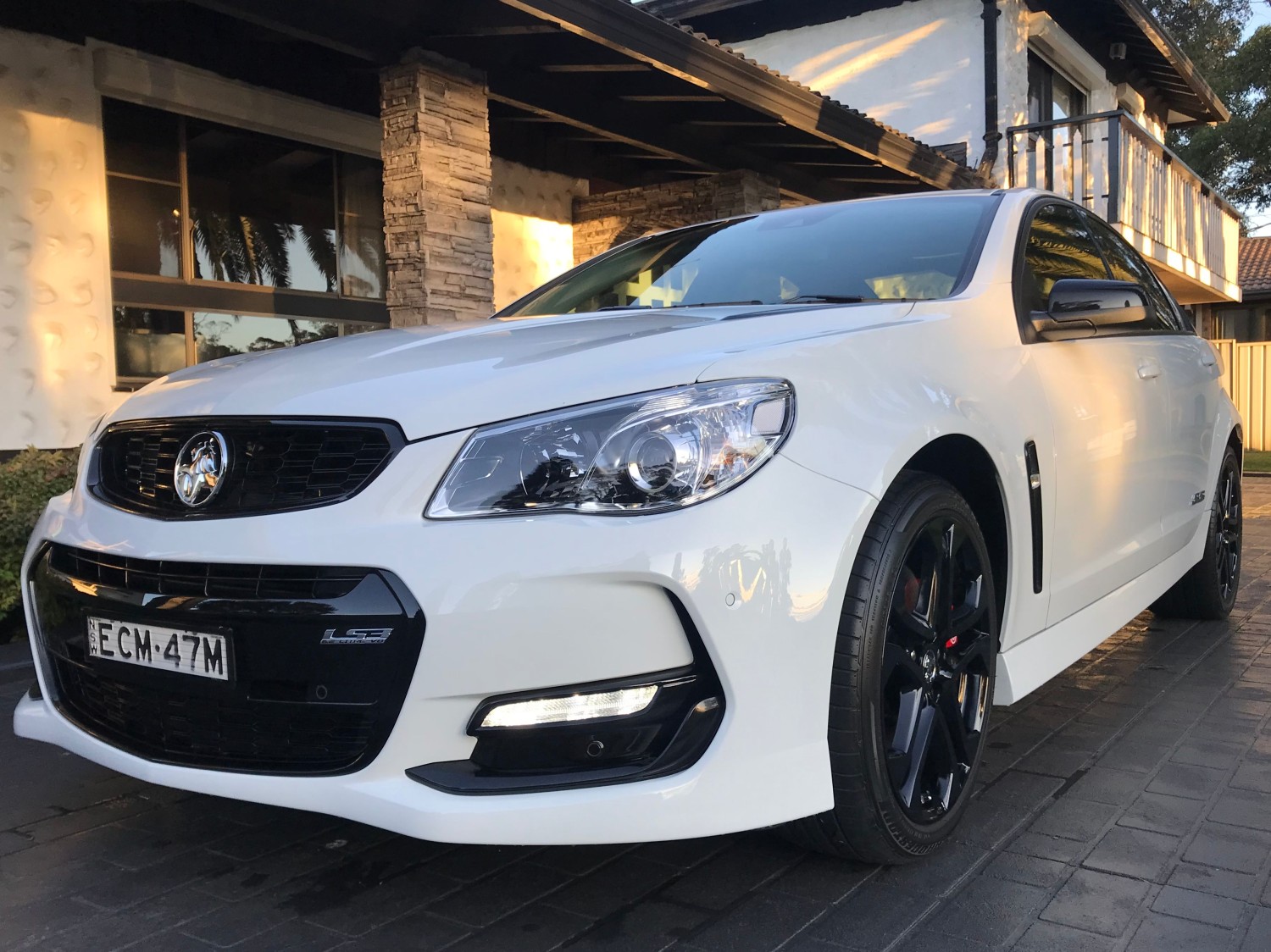 2017 Holden VFII COMMODORE SSV REDLINE - danbizzanelli - Shannons Club