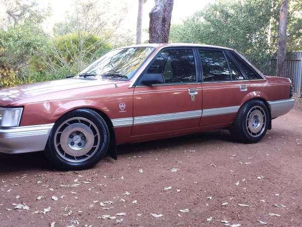 1985 Holden COMMODORE - Paulsv8 - Shannons Club