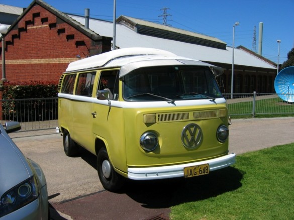 1975 Volkswagen KOMBI CAMPER - ShaneJacobson - Shannons Club