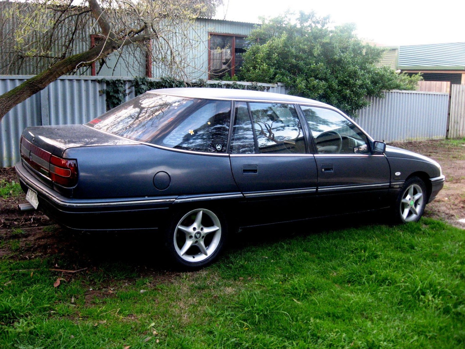 1992 Holden STATESMAN 185i