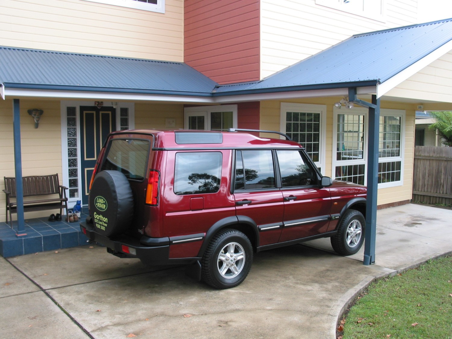 2003 Land Rover Discovery Series II - trekkingman - Shannons Club