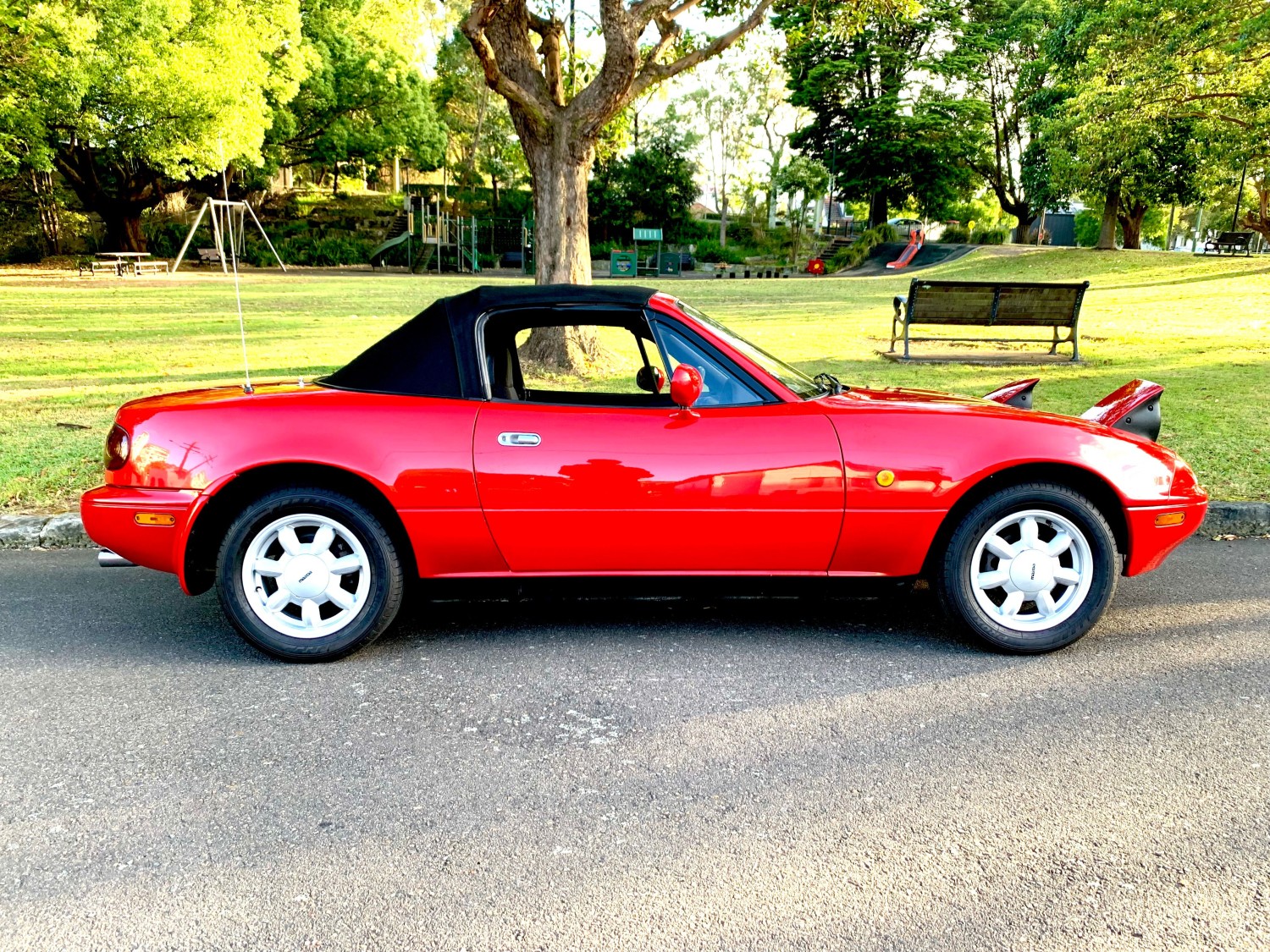 1990 Mazda MX-5 NA - KarmaGP - Shannons Club