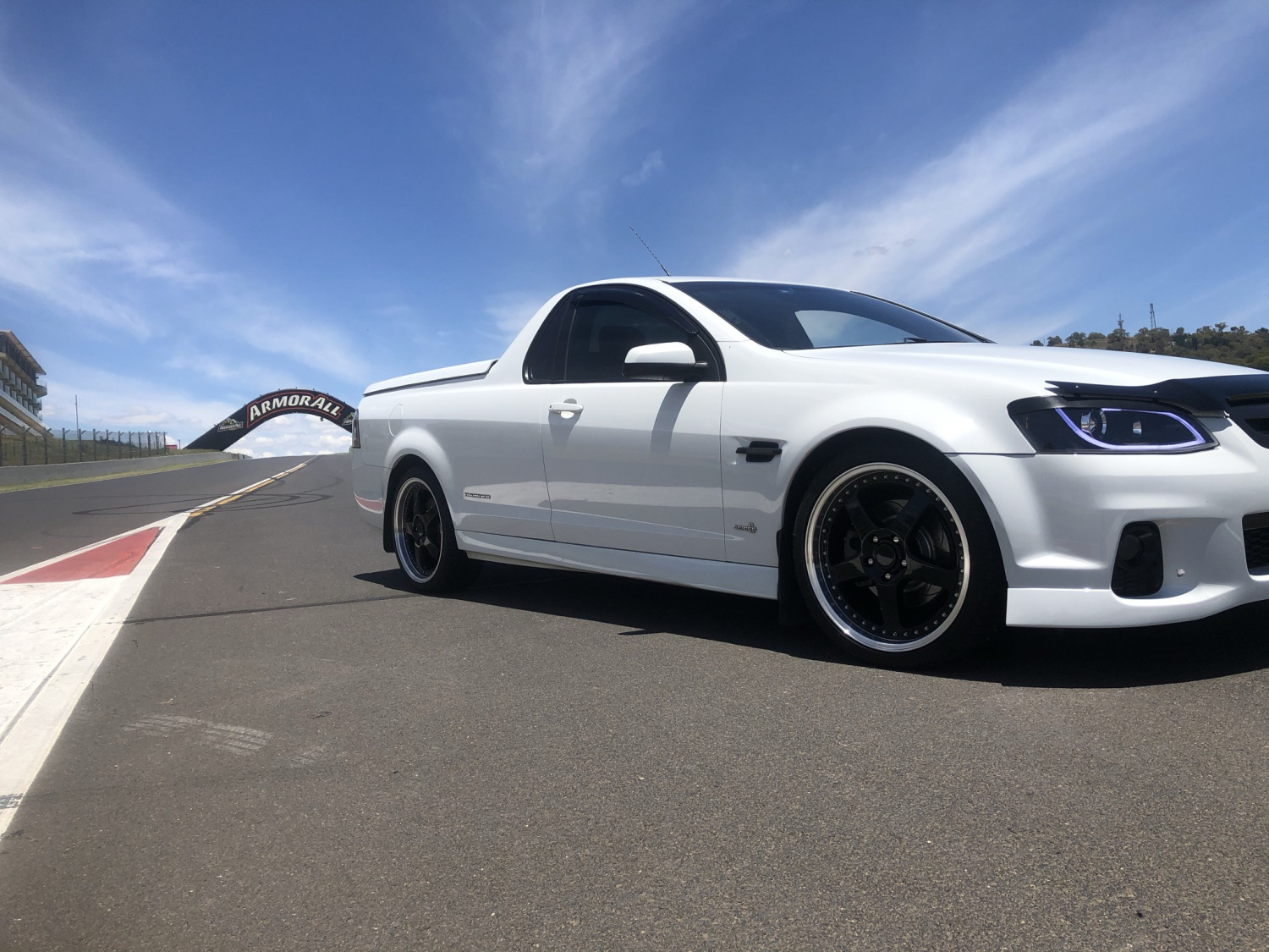 2012 Holden COMMODORE - Tronto95 - Shannons Club