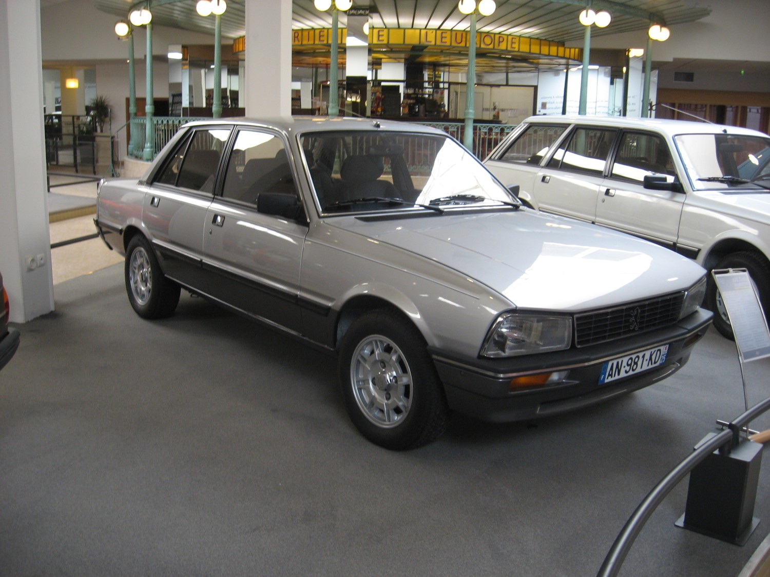 Neiman Peugeot 505 1985
