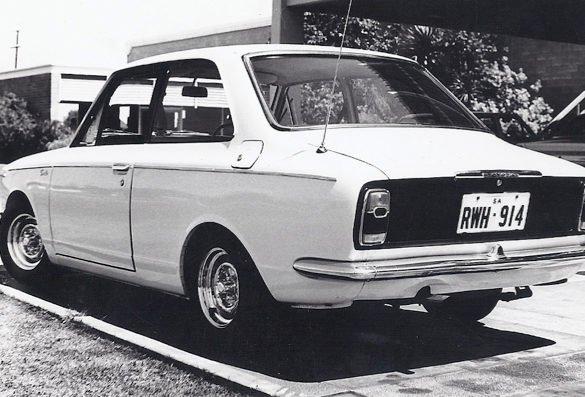 1966 toyota corolla