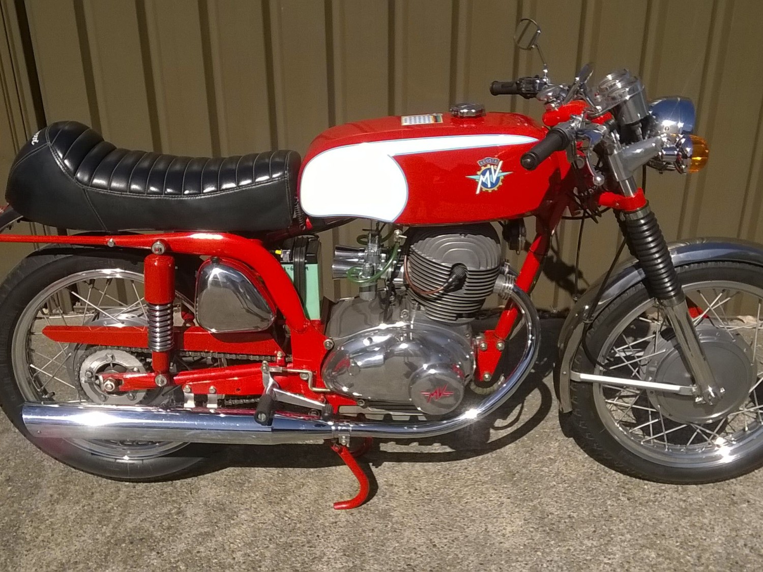 1971 M.V. Agusta 350B - Burgie - Shannons Club