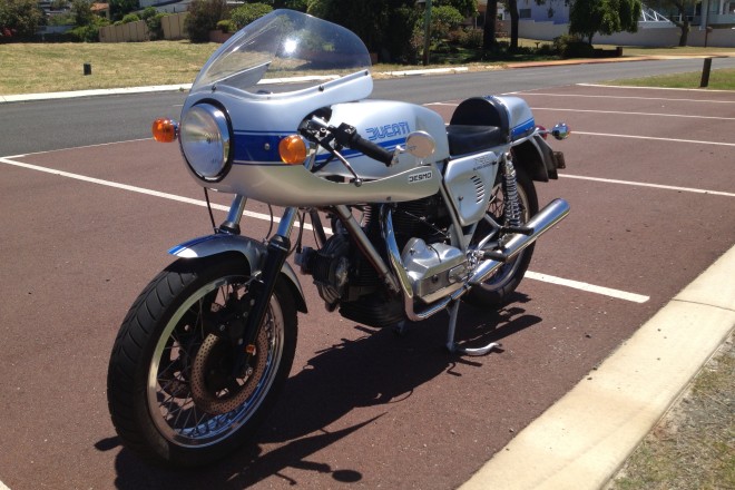 1974 Holden HQ PREMIER