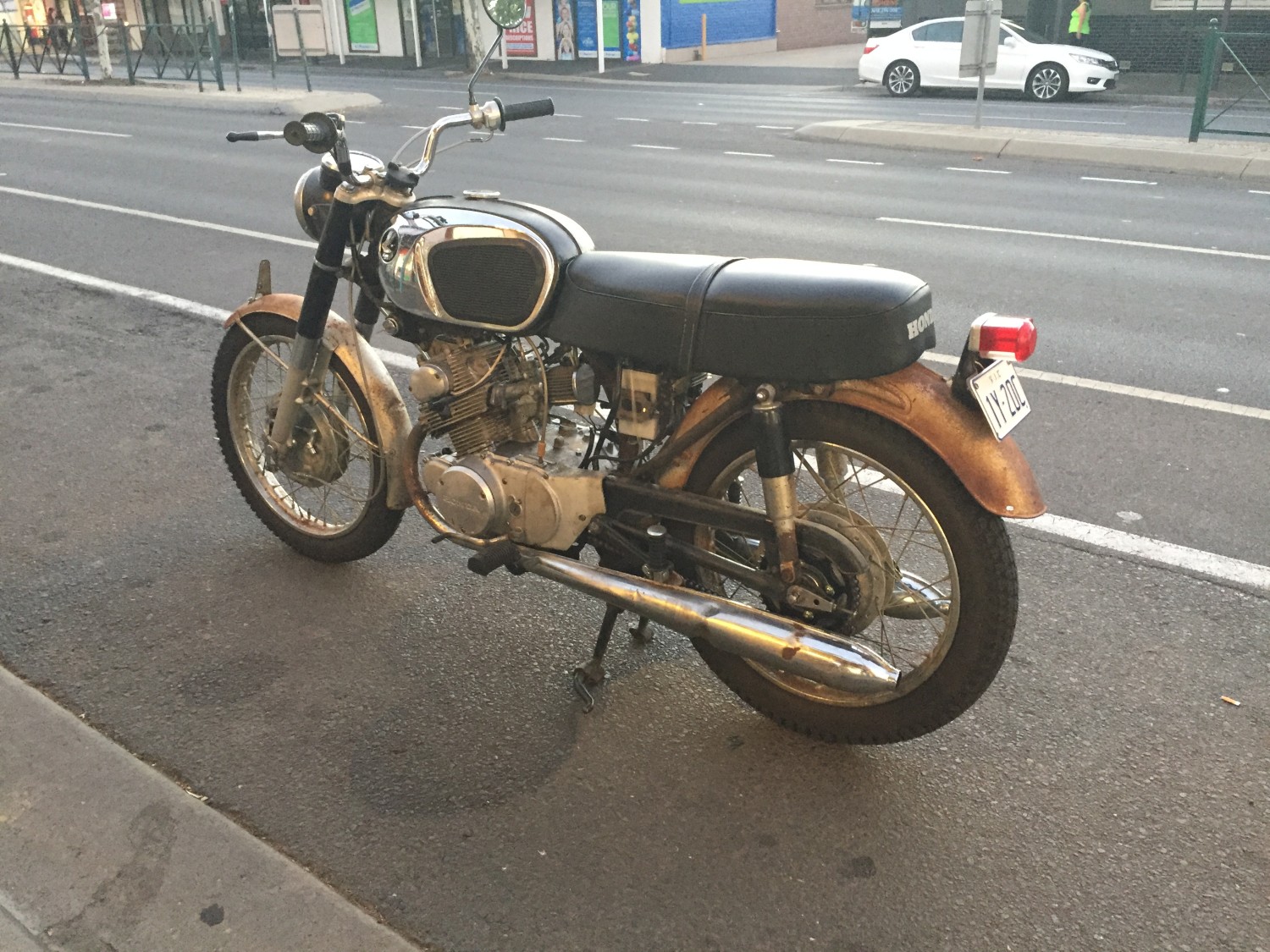 1966 Honda CB160 - Pequod - Shannons Club