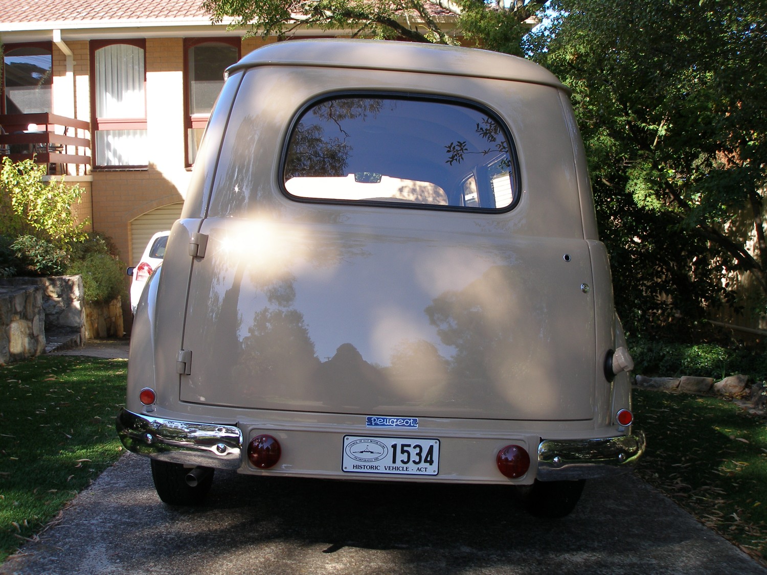 1954 Peugeot 203U6A