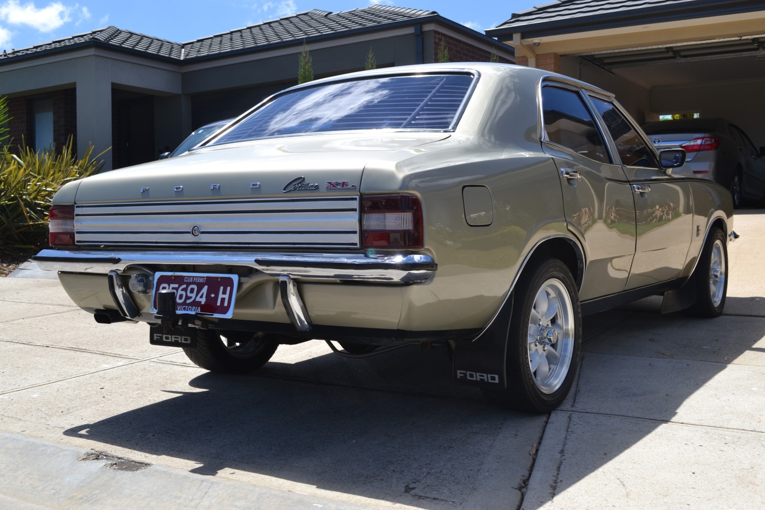 1974 Ford Cortina tc574 Shannons Club