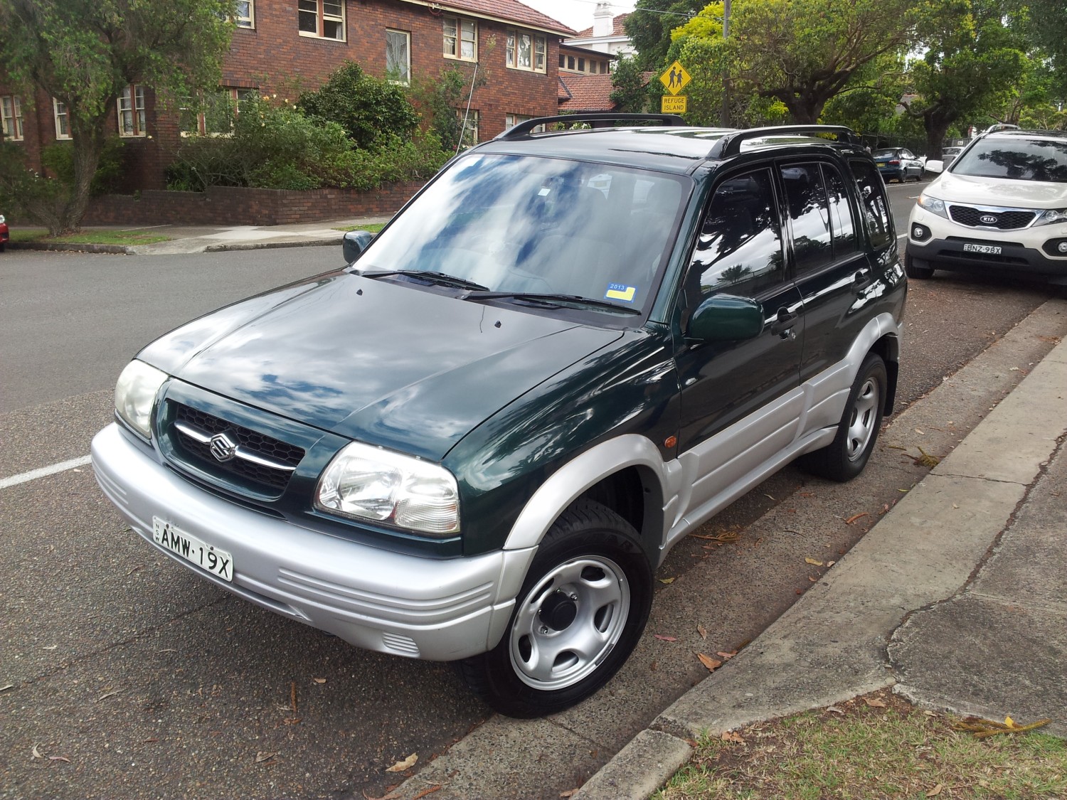 Suzuki grand vitara 2000 год