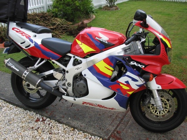 1997 Honda 929cc CBR900RR (FIREBLADE) - bikeguy - Shannons Club