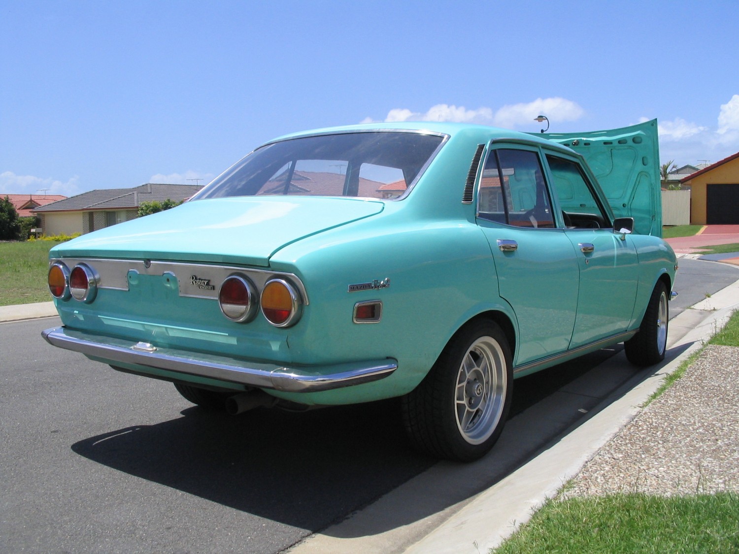 1973 Mazda CAPELLA RX2 SUPER DELUXE - Ozzroo - Shannons Club