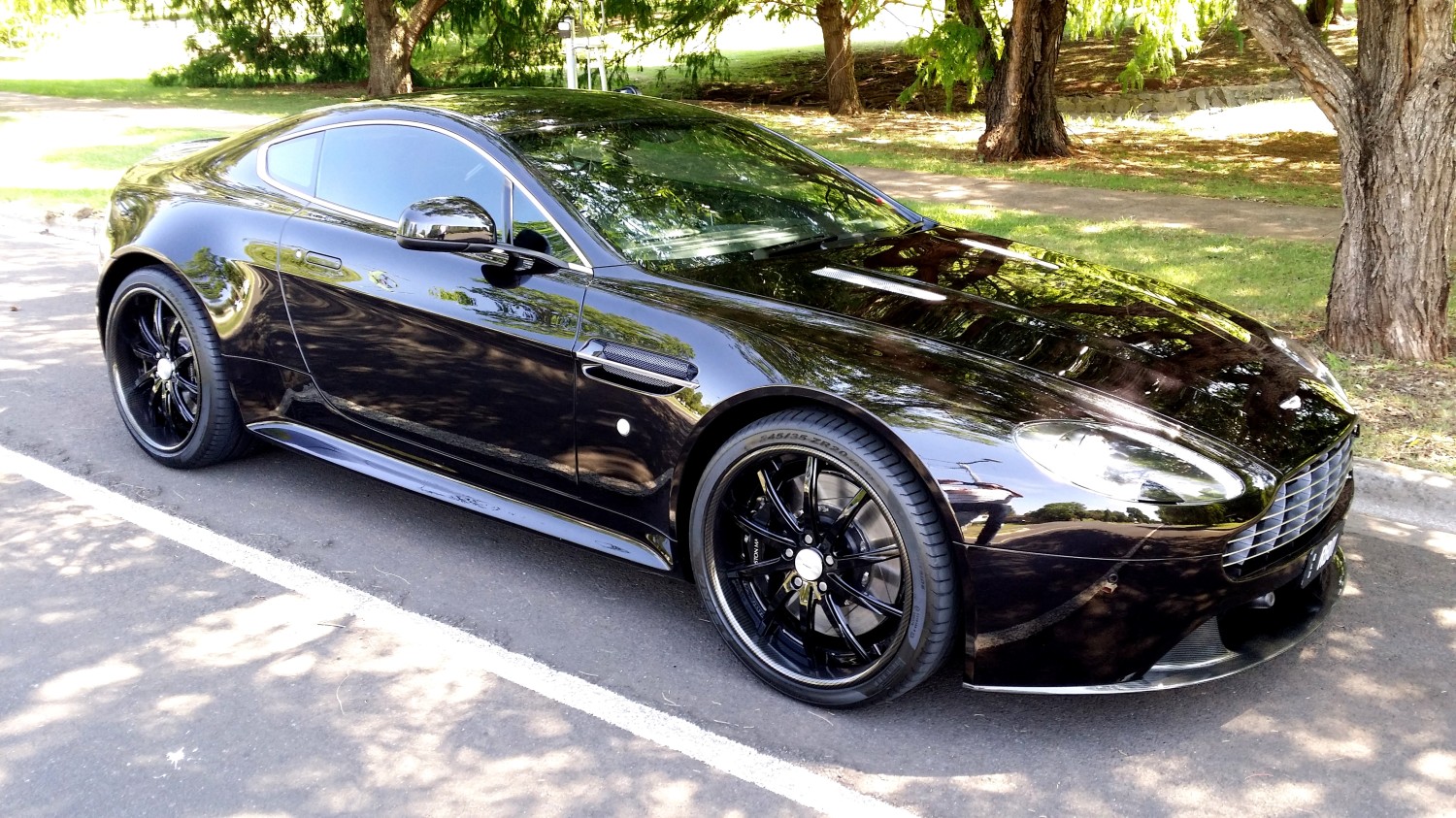 2012 Aston Martin VANTAGE S - tufcamaro - Shannons Club