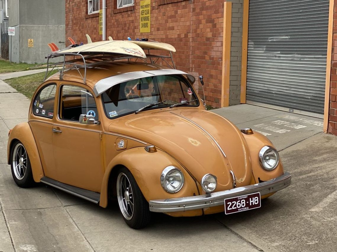 1/43 COCHE VOLKSWAGEN 1300 1970 BEETLE E 0 1/43 COCHE VOLKSWAGEN 1300 1970 BEETLE E 0