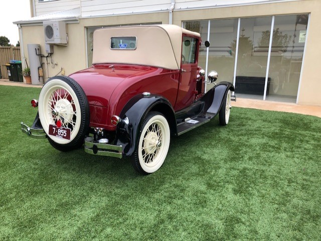 1928 FORD A SPORTS COUPE