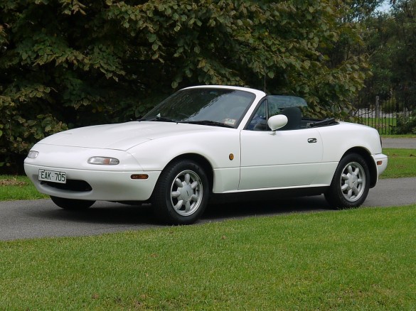 1989 Mazda MX5 - Rollla - Shannons Club