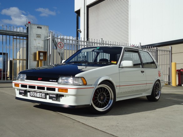 Toyota corolla ae82