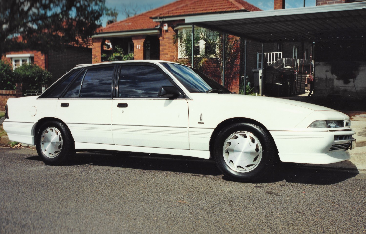 1988 Holden Commodore VL Calais
