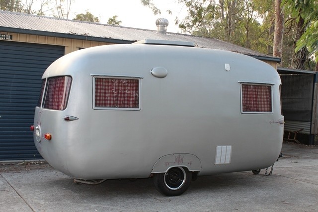 1958 Sunliner Caravan