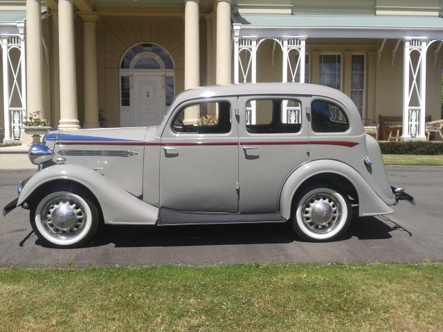 1937 Vauxhall DX